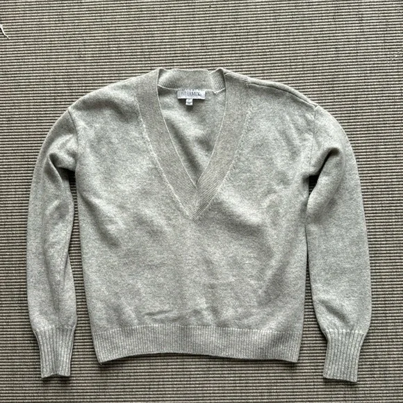 INTERMIX Sweaters Intermixelroy Vneck Cashmere Sweater In Gray